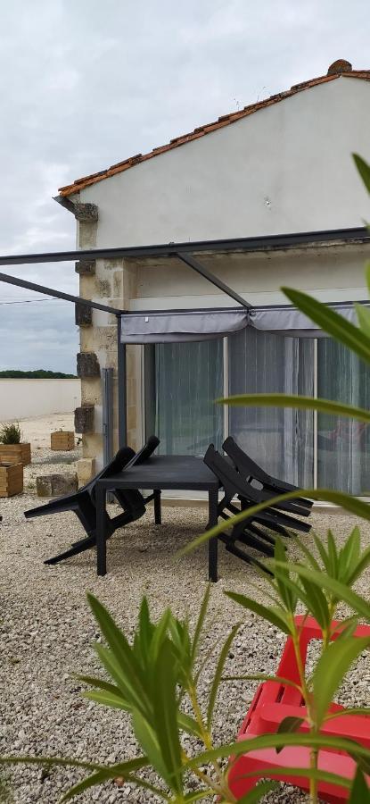 Ferienwohnung Domaine Moulin D' Elemiah Gémozac Exterior foto